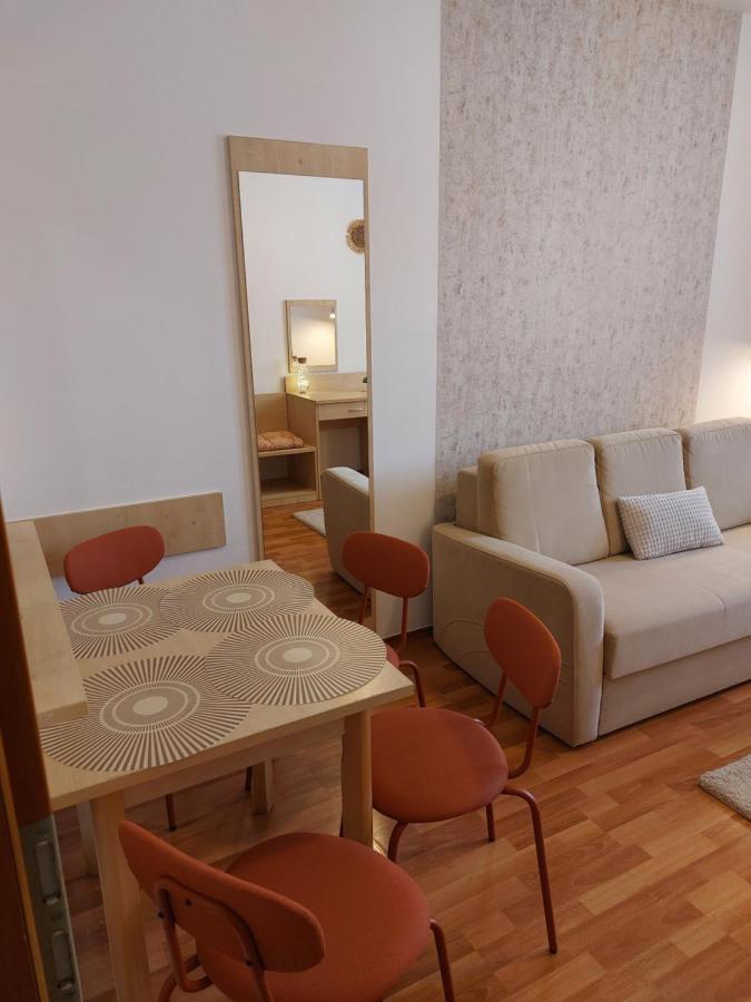 Myrelax Apartment - Hajdúszoboszló Exteriör bild