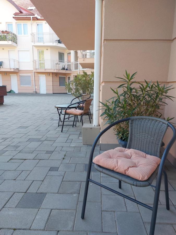 Myrelax Apartment - Hajdúszoboszló Exteriör bild