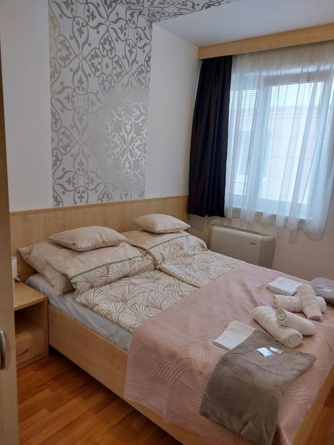 Myrelax Apartment - Hajdúszoboszló Exteriör bild